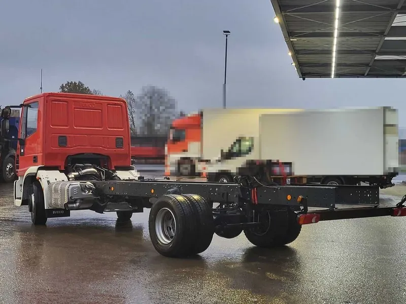 Шасси грузовика Iveco Eurocargo 160E320 2