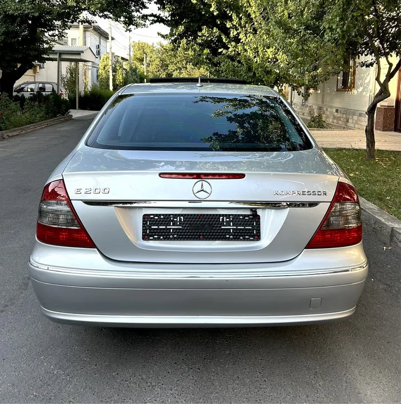 W211 E200 Kompressor 4