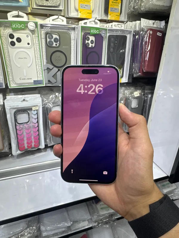 iPhone 15 2 iPhone 15 2