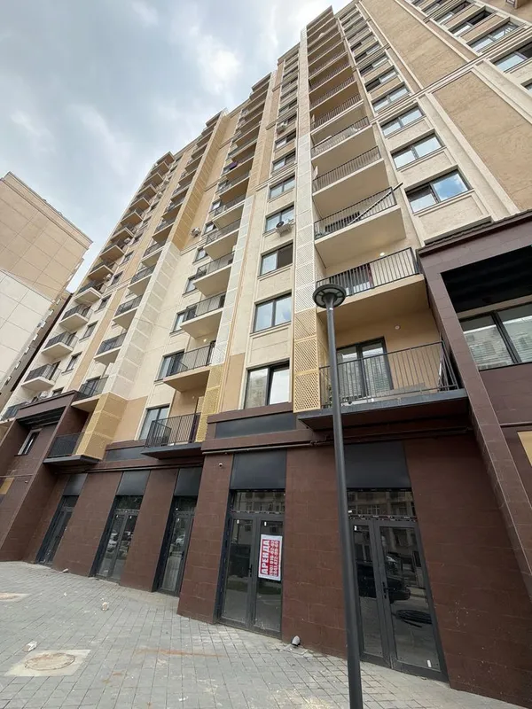 Сдаю в аренду помещение 63,4 кв. Уззамин Голден хаус 2