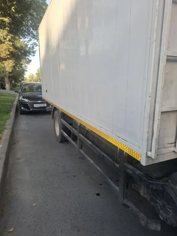 Isuzu 5 tonna sotiladi holati zur samarqand moshin 7