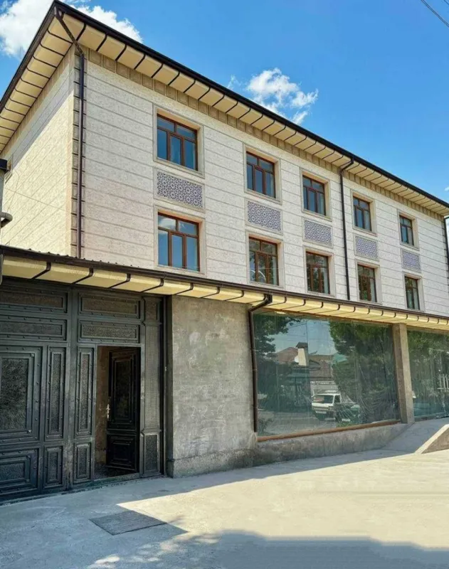 Продаётся здание,первая линия 14соток,Здание 4этажа 1700м² -Срочно↓ — фото 2
