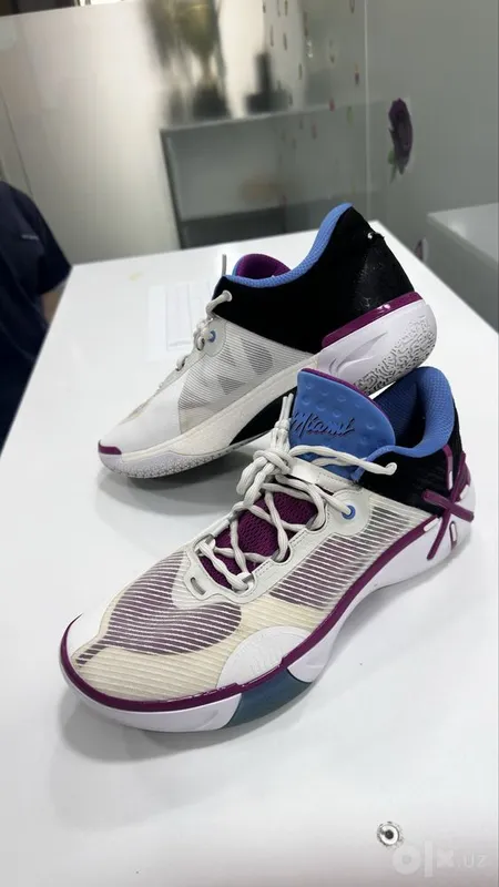 Li Ning wade shadow 6 2 Li Ning wade shadow 6 2