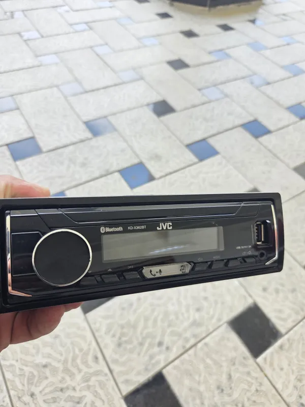 Магнитофон JVC KD-X362BT. Магнитофон JVC KD-X362BT.