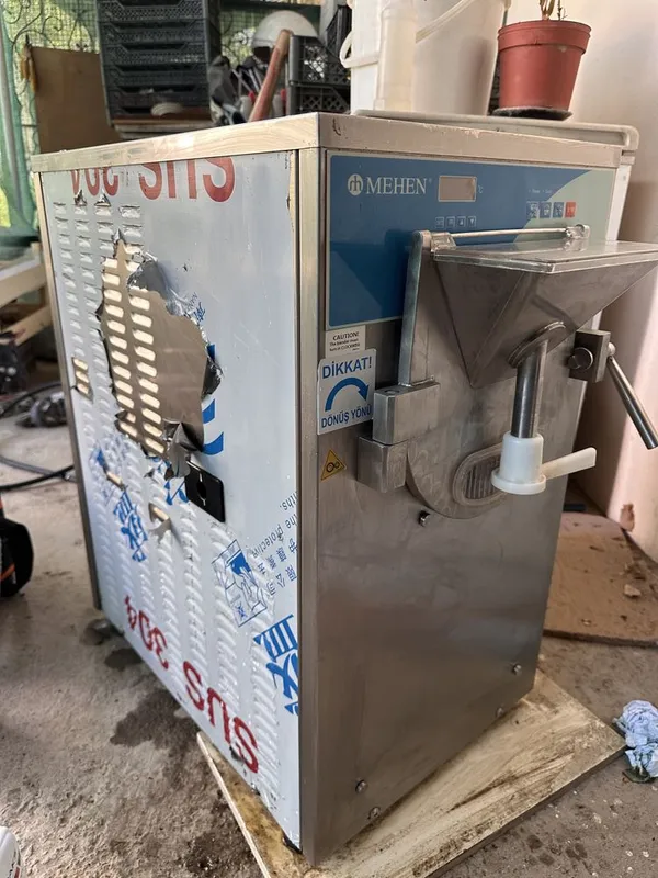 Музқаймоқ аппарат mehen M5 Batch Freezer — фото 2