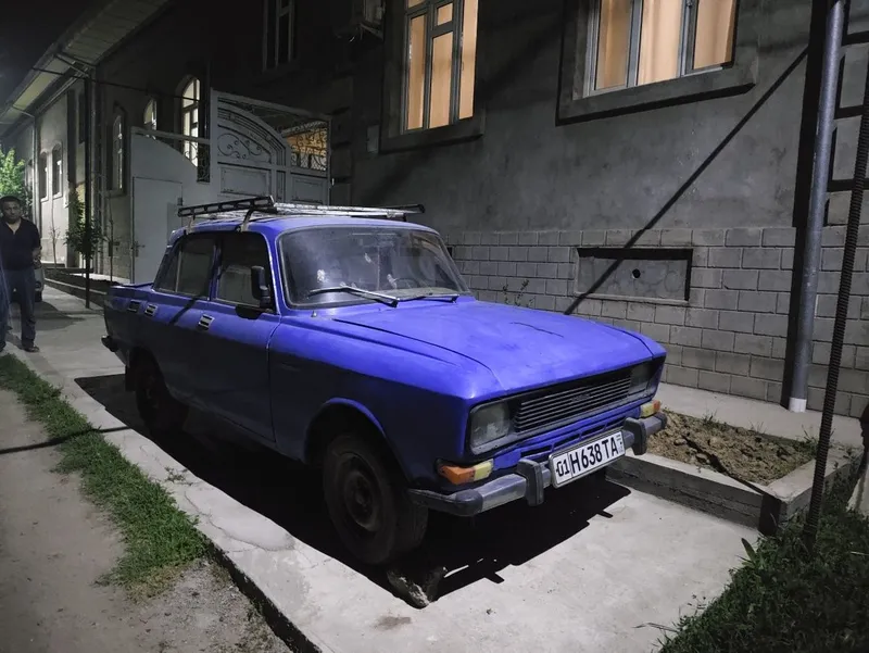 АЗЛК автомобили сотилади / Продается автомобил АЗЛК
