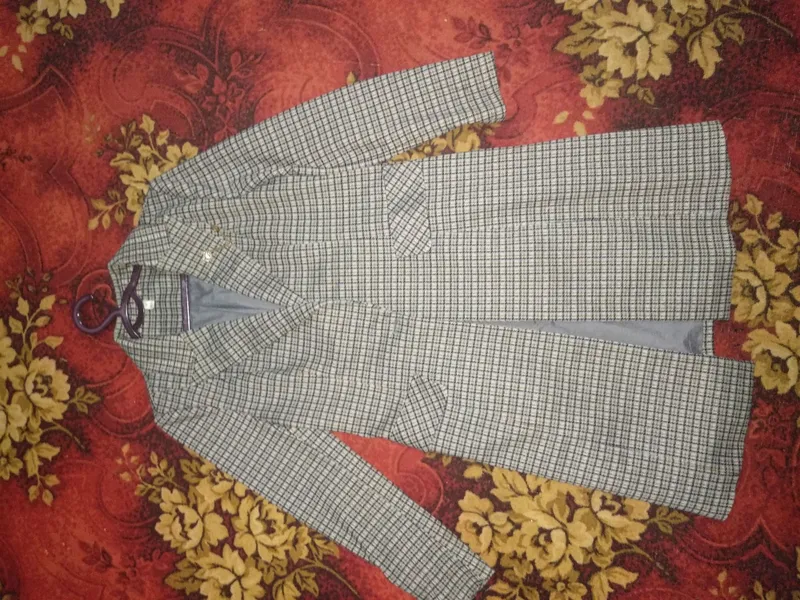 Продаётся плащ, состояние как новое, 100 тысяч 2 Продаётся плащ, состояние как новое, 100 тысяч 2