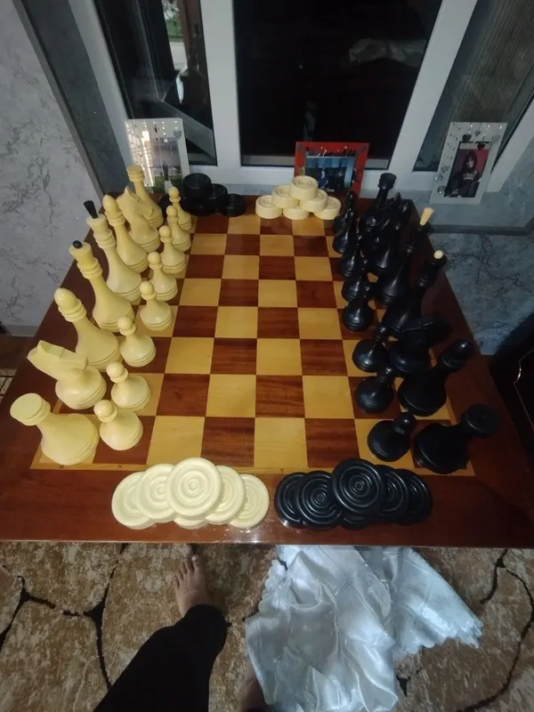Настольный шахматы ,stol shaxmati