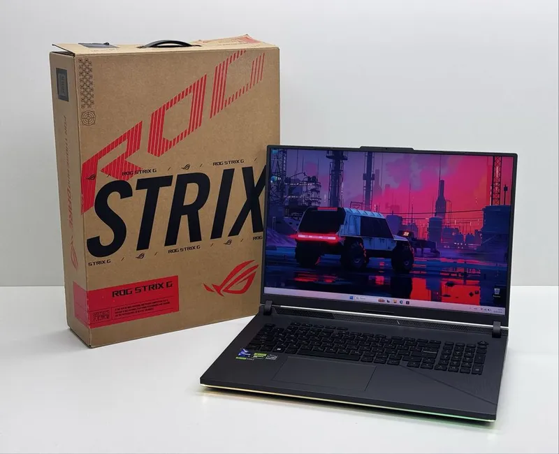 Asus ROG Strix G18 Core i9-14900HX RTX 4060 8GB DDR5 32GB 1TB M.2 SSD