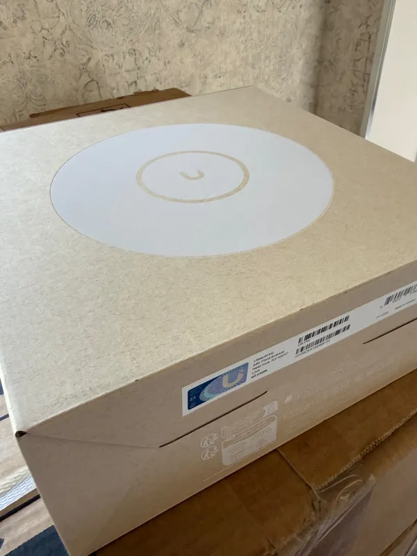 Ubiquiti UniFi U6-Pro (Wi-Fi 6) 2