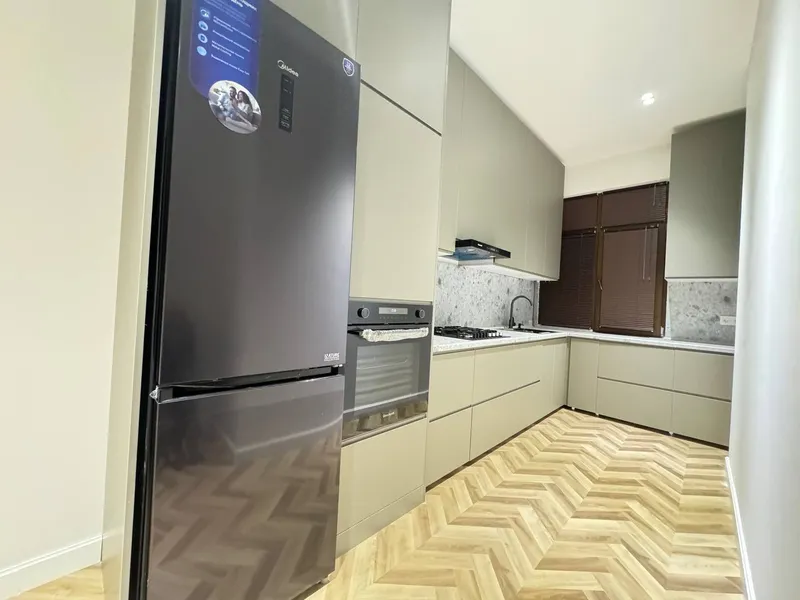 2 xonali kvartira, 80 m2, Mirzo Ulug'bek 3