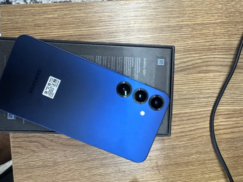 Samsung S25+