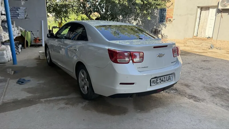 Malibu 1, ikkinchi pozitsiya (lyuk) Malibu 1, ikkinchi pozitsiya (lyuk)