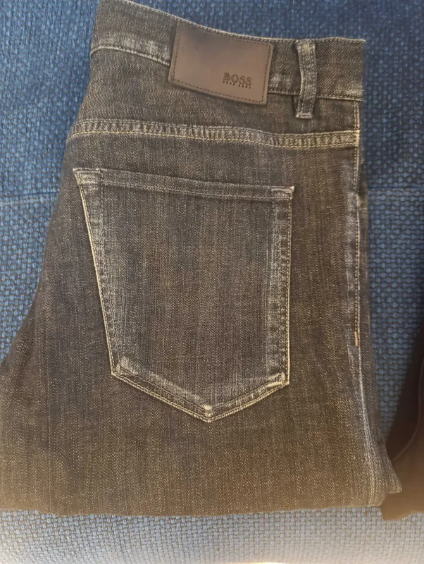 Продам мужские джинсы из Европы Hugo boss и Climber,срочно