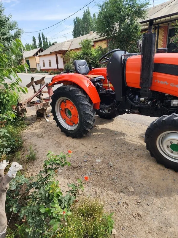 Mini traktor sotiladi
