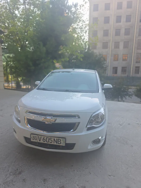 автомобиль кобальт 1