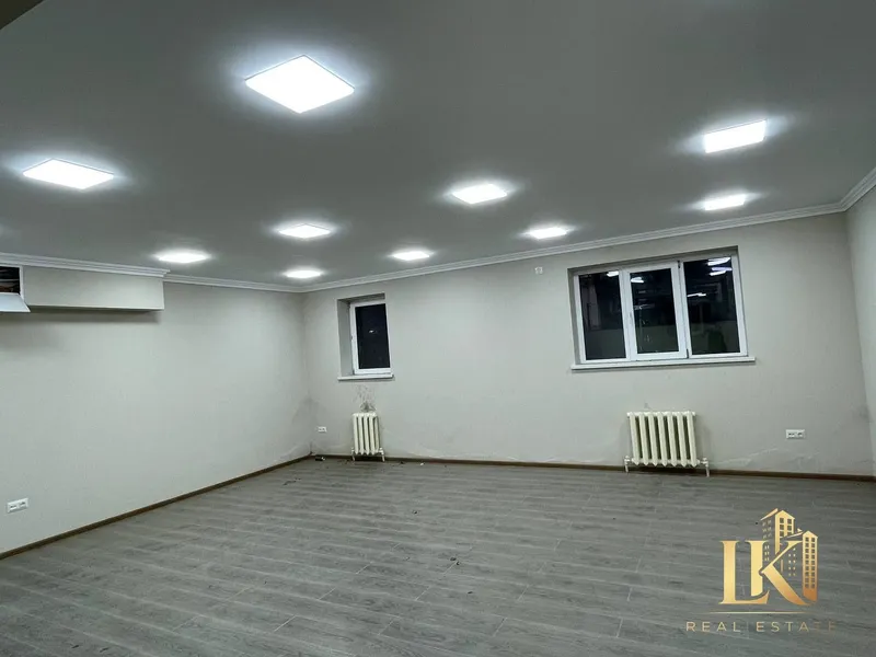 4-комнатная с ремонтом 123 м² в Ж/К «Габус» на ЦУМе (нежилое) — под офис/косметологию/учебный центр — фото 2 4-комнатная с ремонтом 123 м² в Ж/К «Габус» на ЦУМе (нежилое) — под офис/косметологию/учебный центр — фото 2