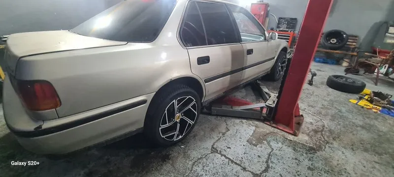 Honda Accord 4 cb3. (1992) 3