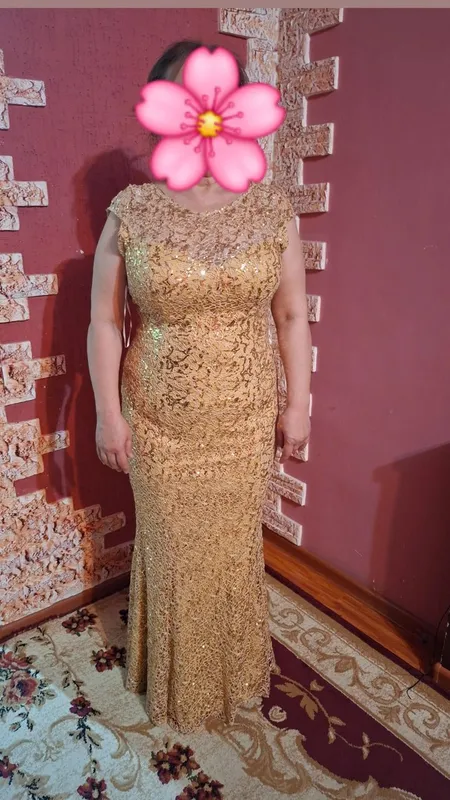 vecherniy koylak ustida Sharifi ham bor