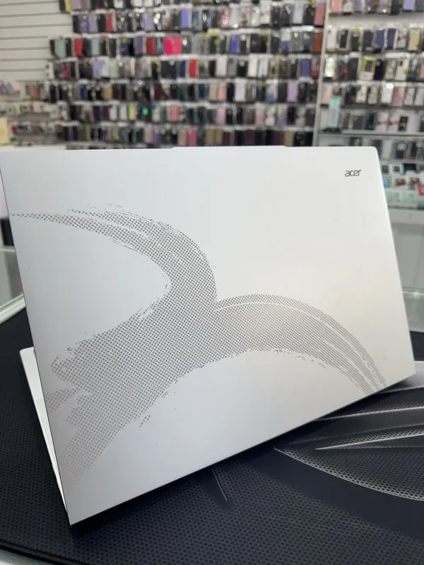 Asus Vivobook R5-40 DDR5 8/512 15.6 FHD Wv