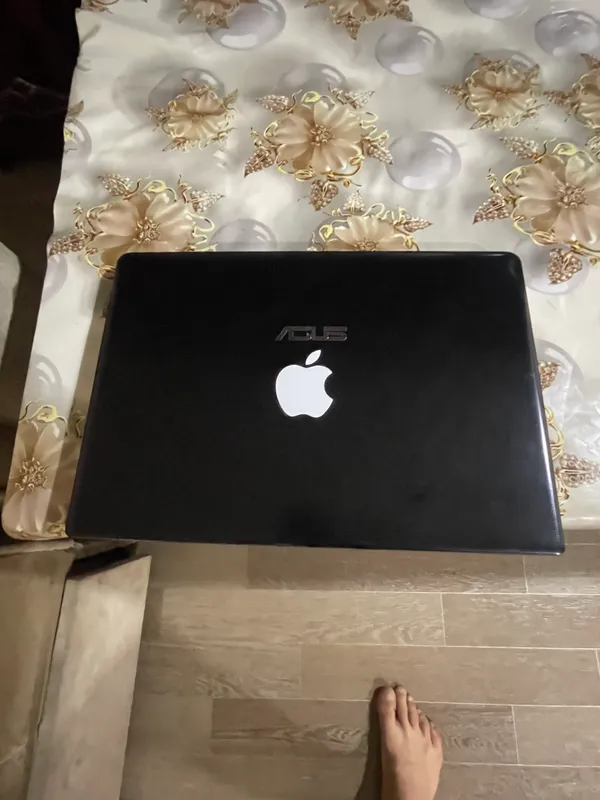 Ноутбук Asus