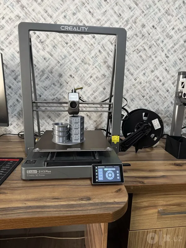 3D принтер Б/у креалити 1 3D принтер Б/у креалити 1