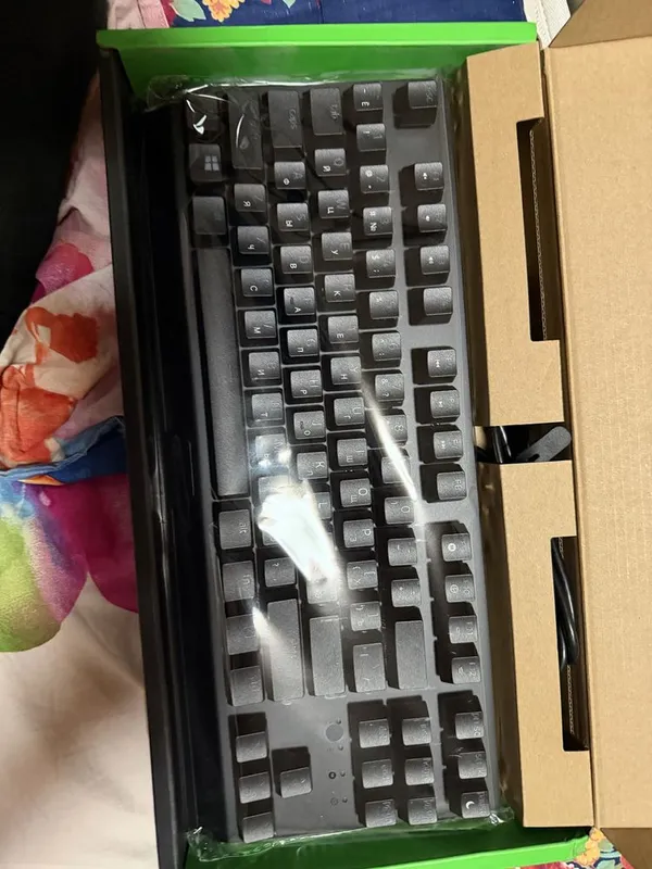 Razer BLACKWIDOW v3 tenkeles