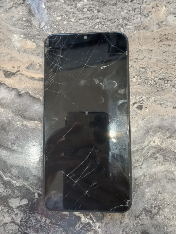Samsung Galaxy A10s — фото 1