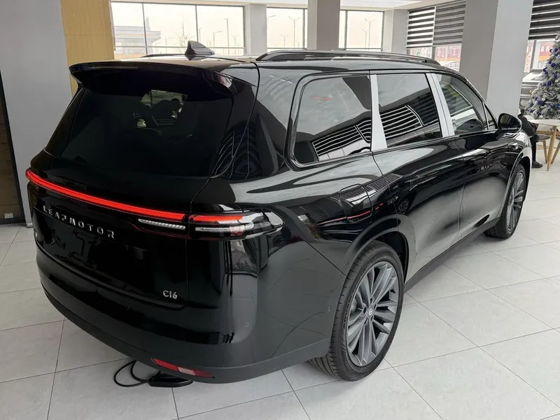 Leapmotor c16 gibrit 280 km luxuriy lidar — фото 3