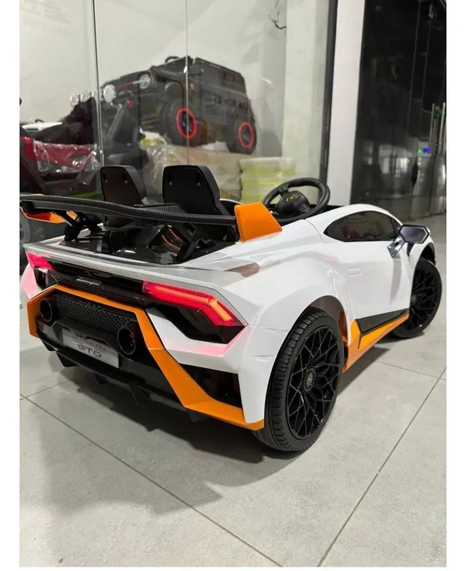 Bolalar mashinasi Lamborghini 3