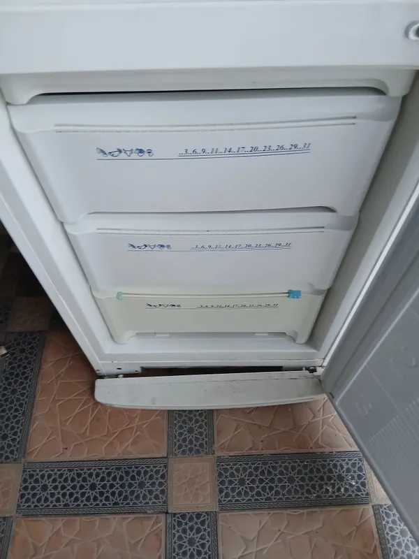 холодильник 3