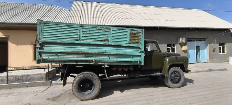 Газ 53 самосвал ишлаб чикарилган йили 1985. Техник соз холатда