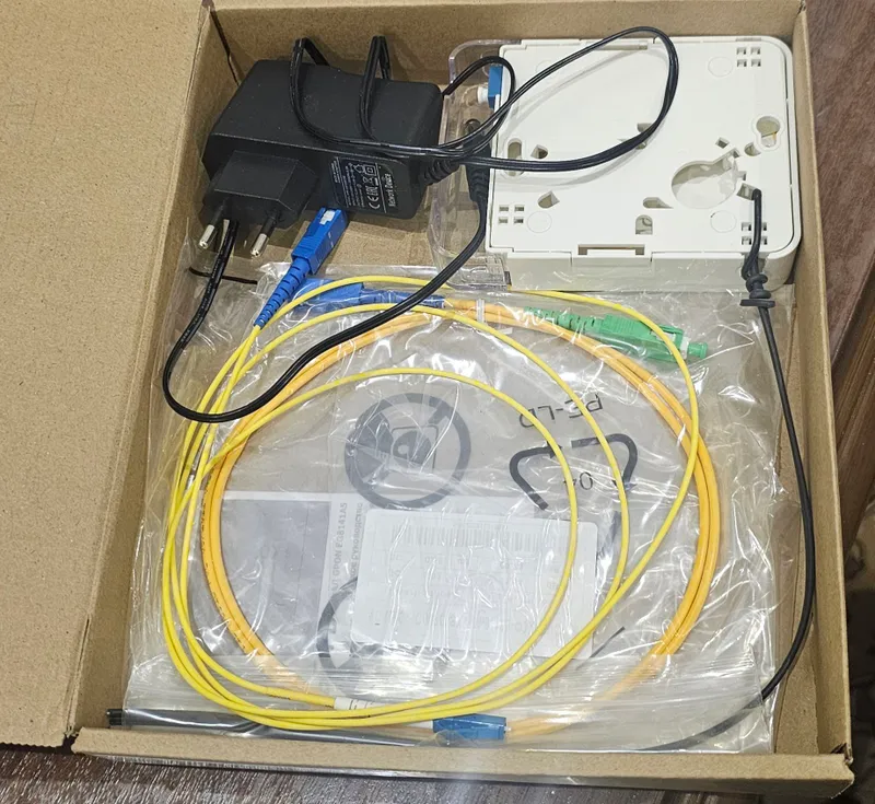 Yangi optik WiFi router Gpon EG8141A5 3