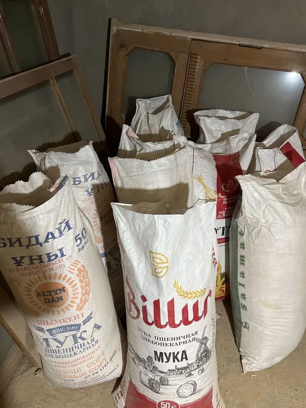 Apilka sotiladi emdefniki 1 Apilka sotiladi emdefniki 1