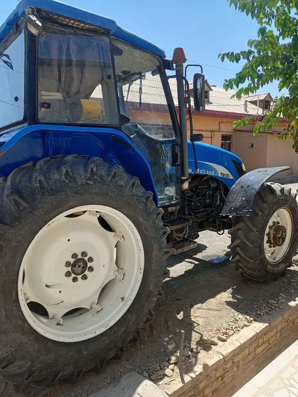 New holland 135 traktori sotiladi 4 New holland 135 traktori sotiladi 4