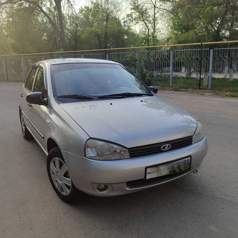 Продаю Lada Kalina седан — фото 3