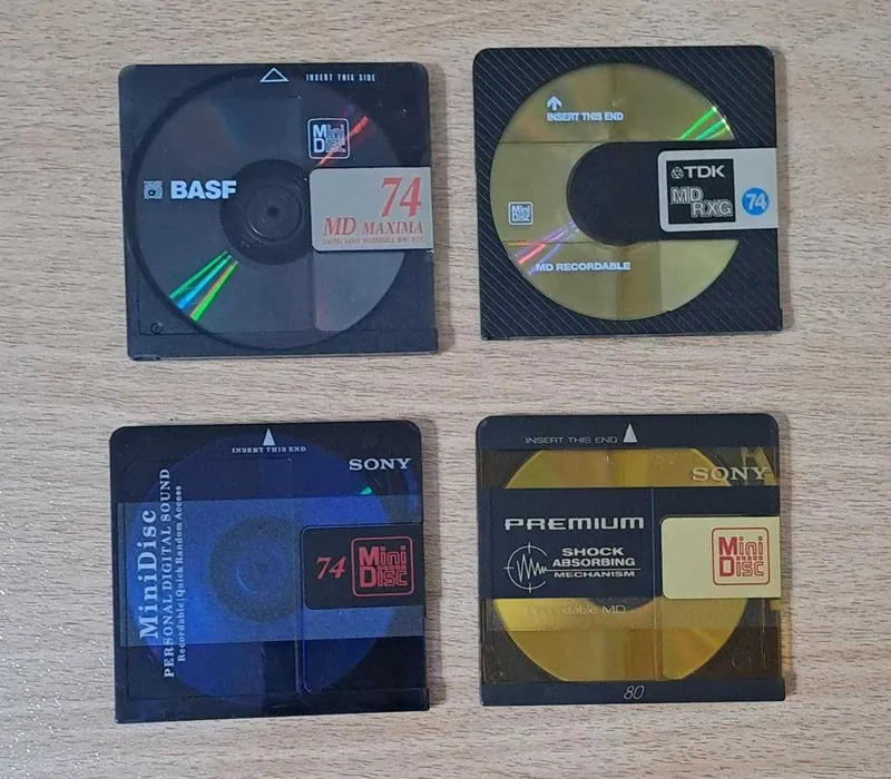 Продам Mini Disc Sony 1 Продам Mini Disc Sony 1