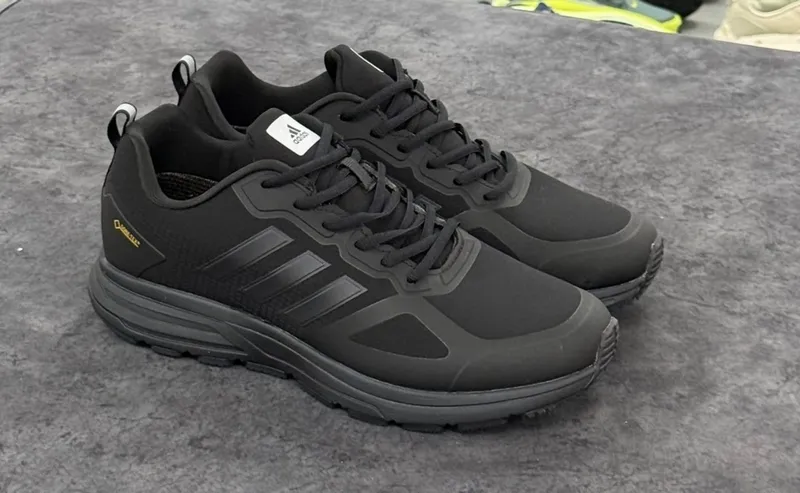 Adidas Velikkan Gore-Tex 3 Adidas Velikkan Gore-Tex 3