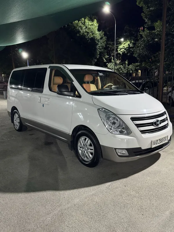 Hyundai Starex avtomobilida qulay va ishonchli tranfer xizmati 1