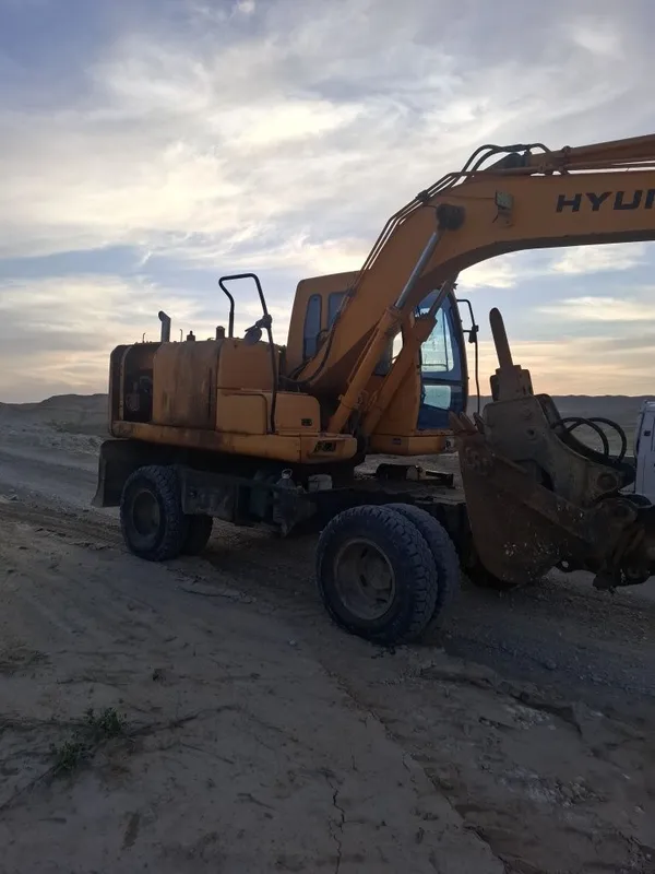 Hunday 1400 ekiskavtir