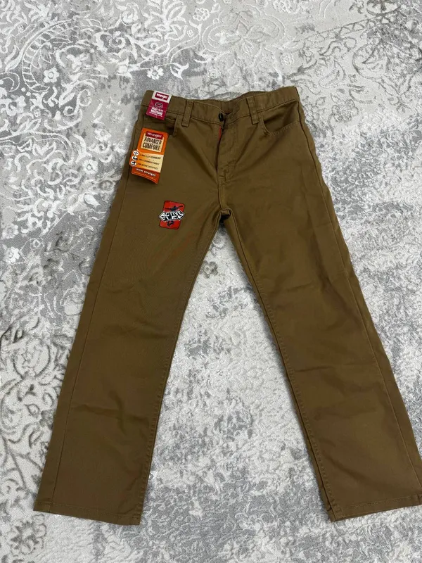 Новые оригинальные джинсы Wrangler 5 Новые оригинальные джинсы Wrangler 5