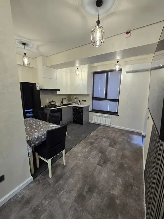 Yakkasaroyda 42 m², 1 xonali kvartira ijarasi · ID 19238 3 Yakkasaroyda 42 m², 1 xonali kvartira ijarasi · ID 19238 3