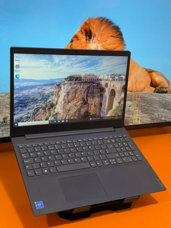 Продается Ноутбук Lenovo