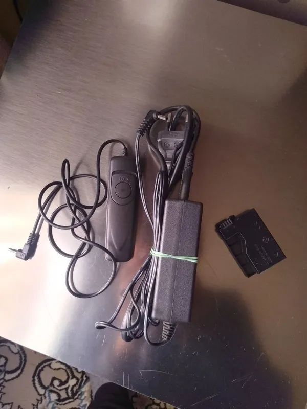 Canon ACK-E8 AC Adapter (DR-E8 quvvat manbai bilan) — фото 3