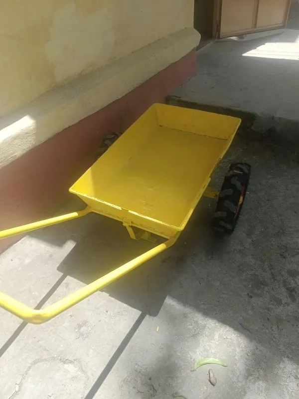Продам садовую тачку