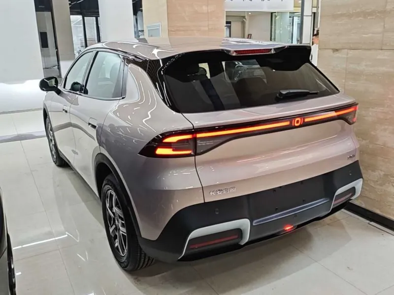CHANGAN NEVO Q05 Model 405Max — фото 2