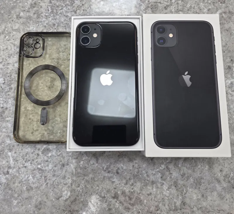 Срочно iPhone 11 128 ГБ 64% 1