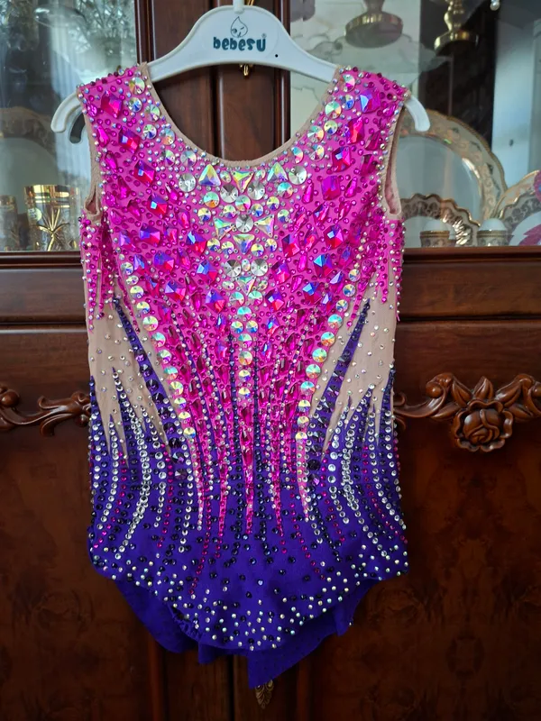 gimnastika uchun  kupalnik — фото 4