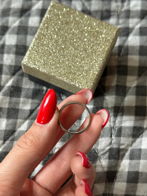 Серебряное кольцо, 3 грамма 3 Серебряное кольцо, 3 грамма 3