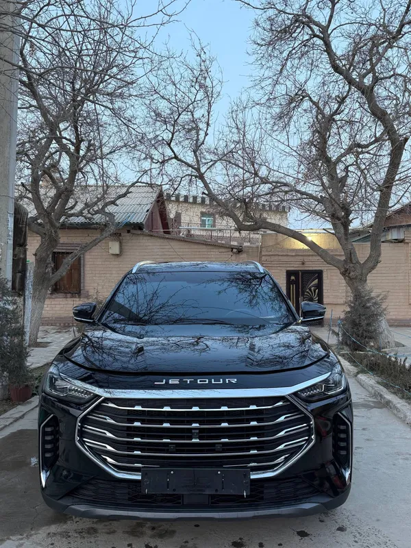 Jetour X70 Plus black